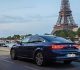 Renault Talisman u Parizu pored Ajfelovog tornja.