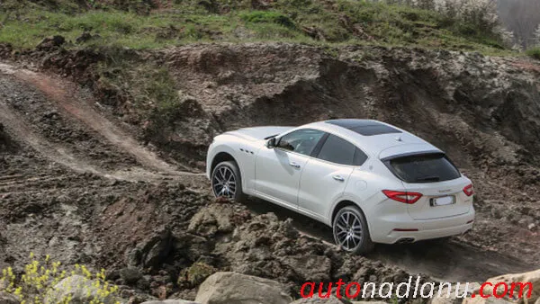 Maserati Levante 2017 crosover test
