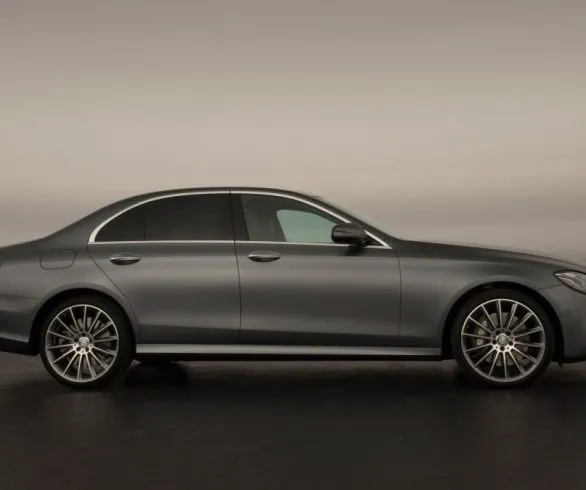 Mercedes E Klasa 3 586x490 F54e937d03677fc17b790d898030326e