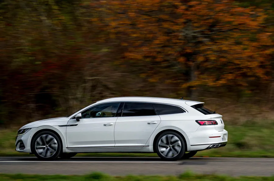 2 Vw Arteon Shooting Brake Ehybrid 2020 Fd Hero Side
