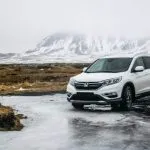 SUV Honda Džip Neprohodni Putevi Zima Belo Automobil