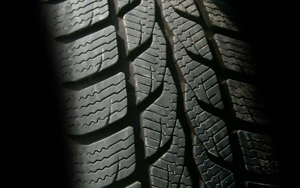 Debljina šare na gumi